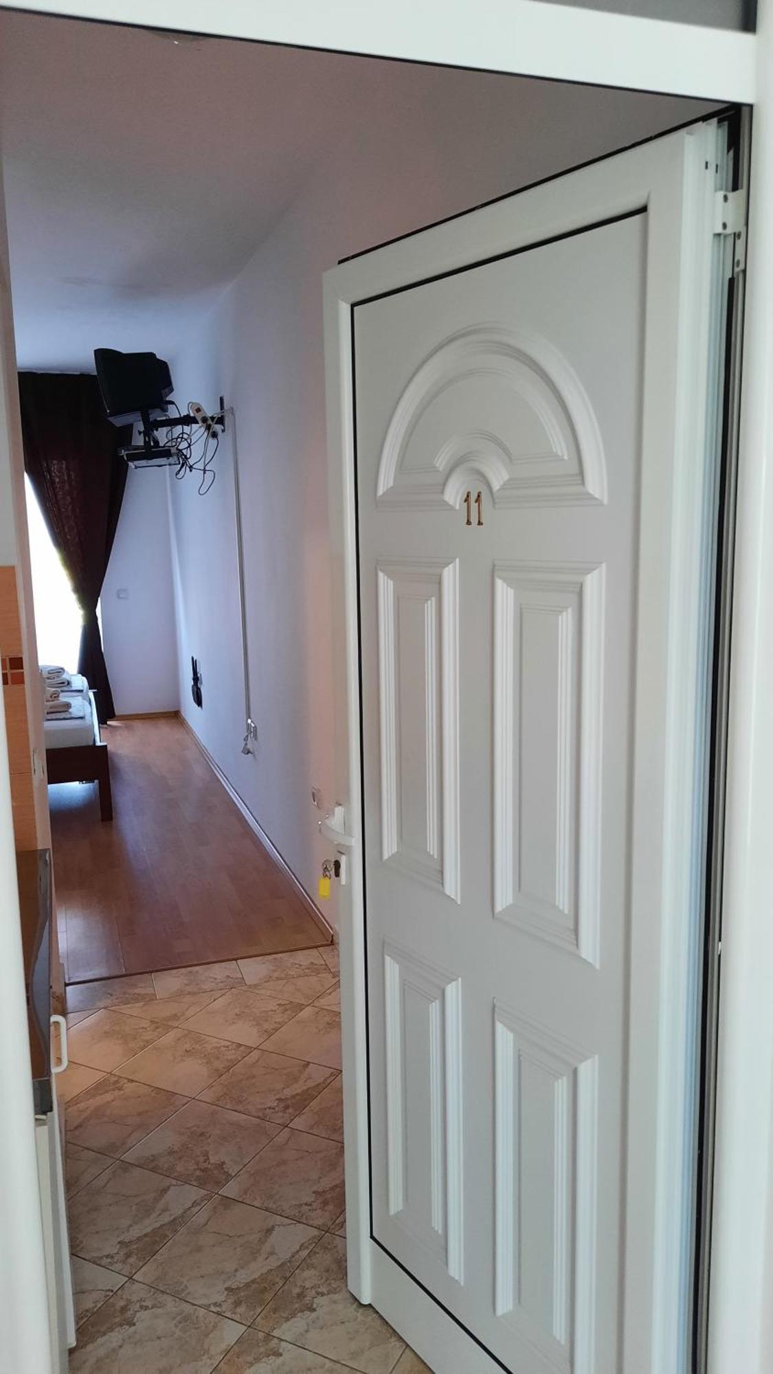 Apartmani Vila Milaris Ulcinj Room photo