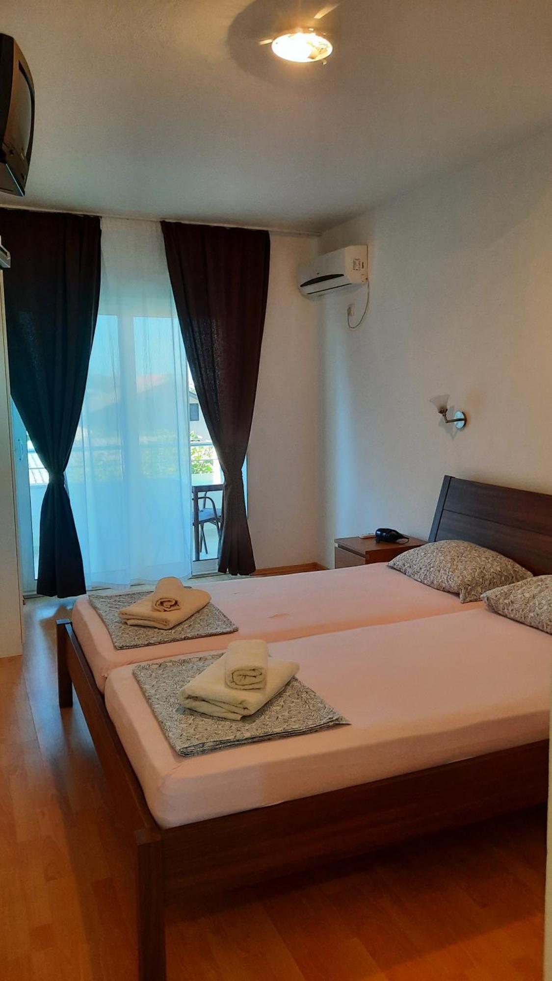 Apartmani Vila Milaris Ulcinj Room photo